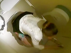 I was in my WC stall with the camera