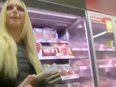 Exhibitionist Pair Makes Sex in a Public Supermarket