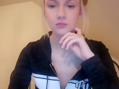 Slim college cutie Webcam