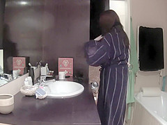 Real Hidden Shower (1)