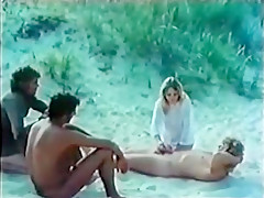 Awesome Outdoor, Beach sex movie