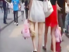 Astounding Flashing, Teenies xxx episode