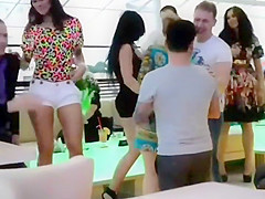 Problems with a drunk girlfriend in public