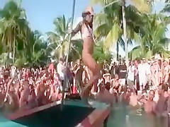 Hawt Redhead And Brunette Hair Sweetheart Making