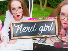 Beauty Rush  Steve Q in Nerd hotty - VirtualRealPorn
