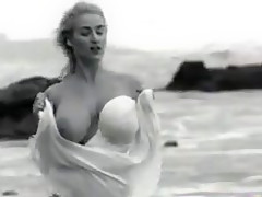 Beautifull golden-haired