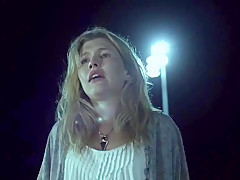 Sharon Hinnendael, other hotties - ''Embrace of the Vampire''