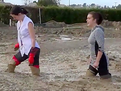 Impure haunch boots Jade & Tayla