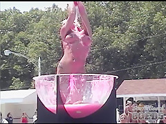 Clip From The July 2004 Show - SouthBeachCoeds