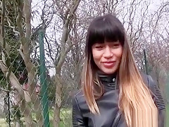 Honey Has Her Sexual Thirst Quenched During A Pickup