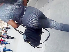 Tall Dread Dark Lady With A Fine Azz