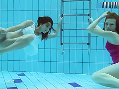 Hotly Clothed Teenies In The Pool