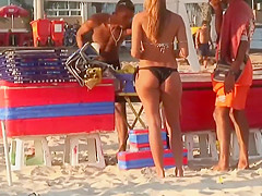 Hawt Bikini Topless Teenies