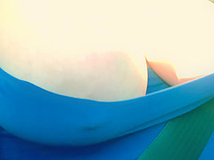 Massive scoops downblouse in a ride share