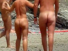 Close-Up BARE Beach Chicks Voyeur Amateurs Movie Scene