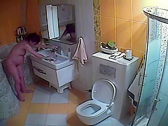 preggy wife in crap-house treats slit