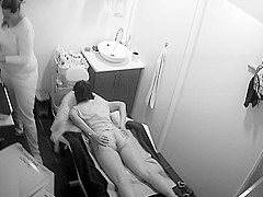 Hidden Spy Livecam - Russian Beaty Salon - Fur Pie Depilation 01