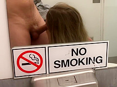 BLOND LEGAL AGE TEENAGER FLASHING BUTT IN A DEPARTMENT STORE