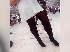 hose legs in public