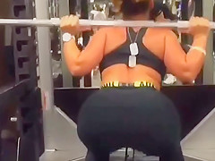 THIS SWEETHEART HAS A COOL BUTT