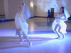 the bride's hot dance