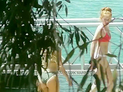 BIKINI SWEETHEARTS HAVE A FUN THE SUN