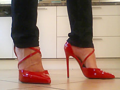 HAWT HIGH HEELS