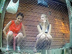 Hidden camera catches 2 hawt sweethearts pissing