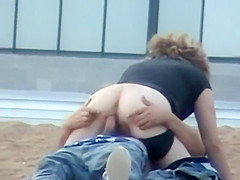 Teenage missionary fuck spied on a beach