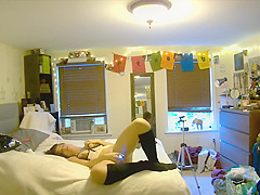 your girlfriend orgasms with sex toy whilst u see throughout pet webcam