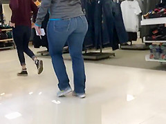 Thick Golden-Haired Pawg Mother I'd Like To Fuck Christmas Shopping (Busted) edited