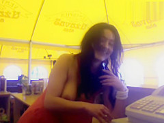 Bar hotty bottle play